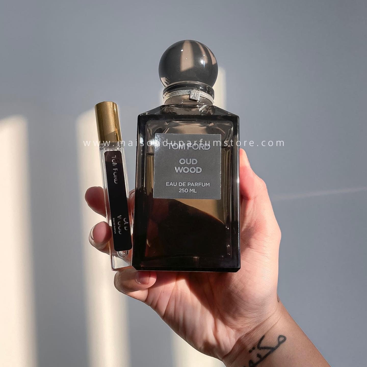 Chiết 10ml Oud Wood HCM
