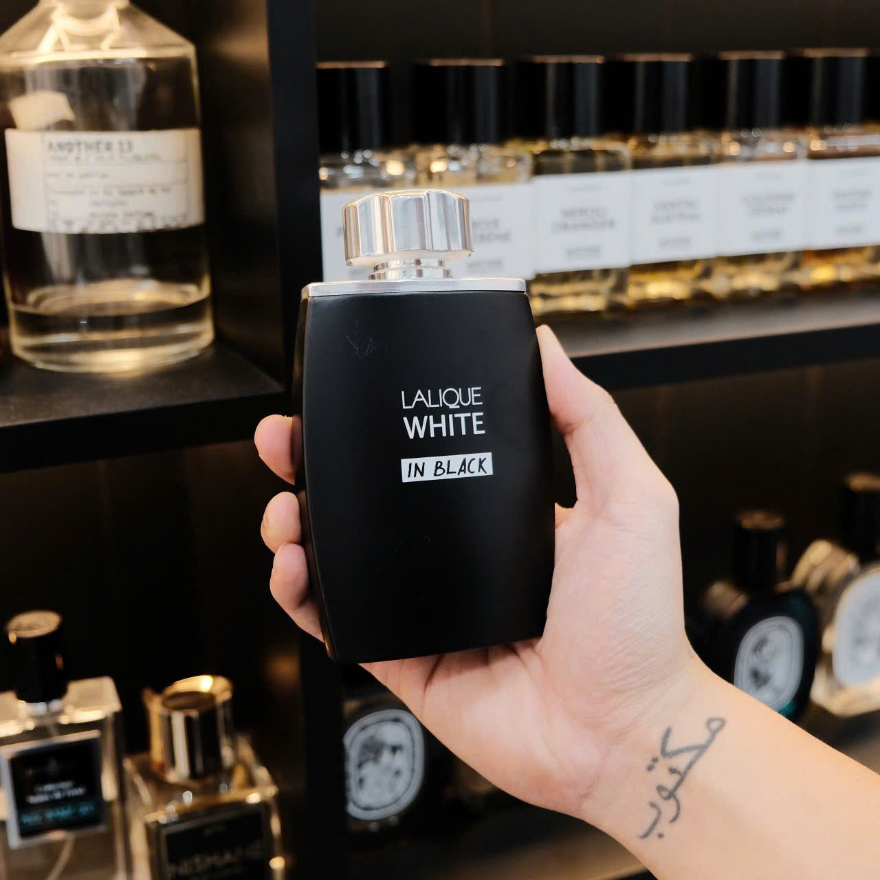Lalique White In Black