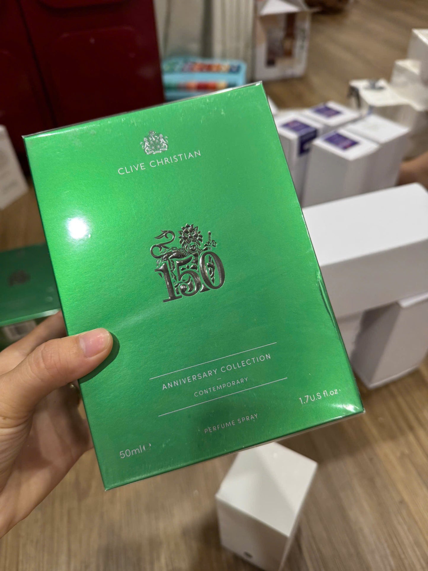 Nước hoa Clive Christian Contemporary mùi citrus gỗ tinh tế