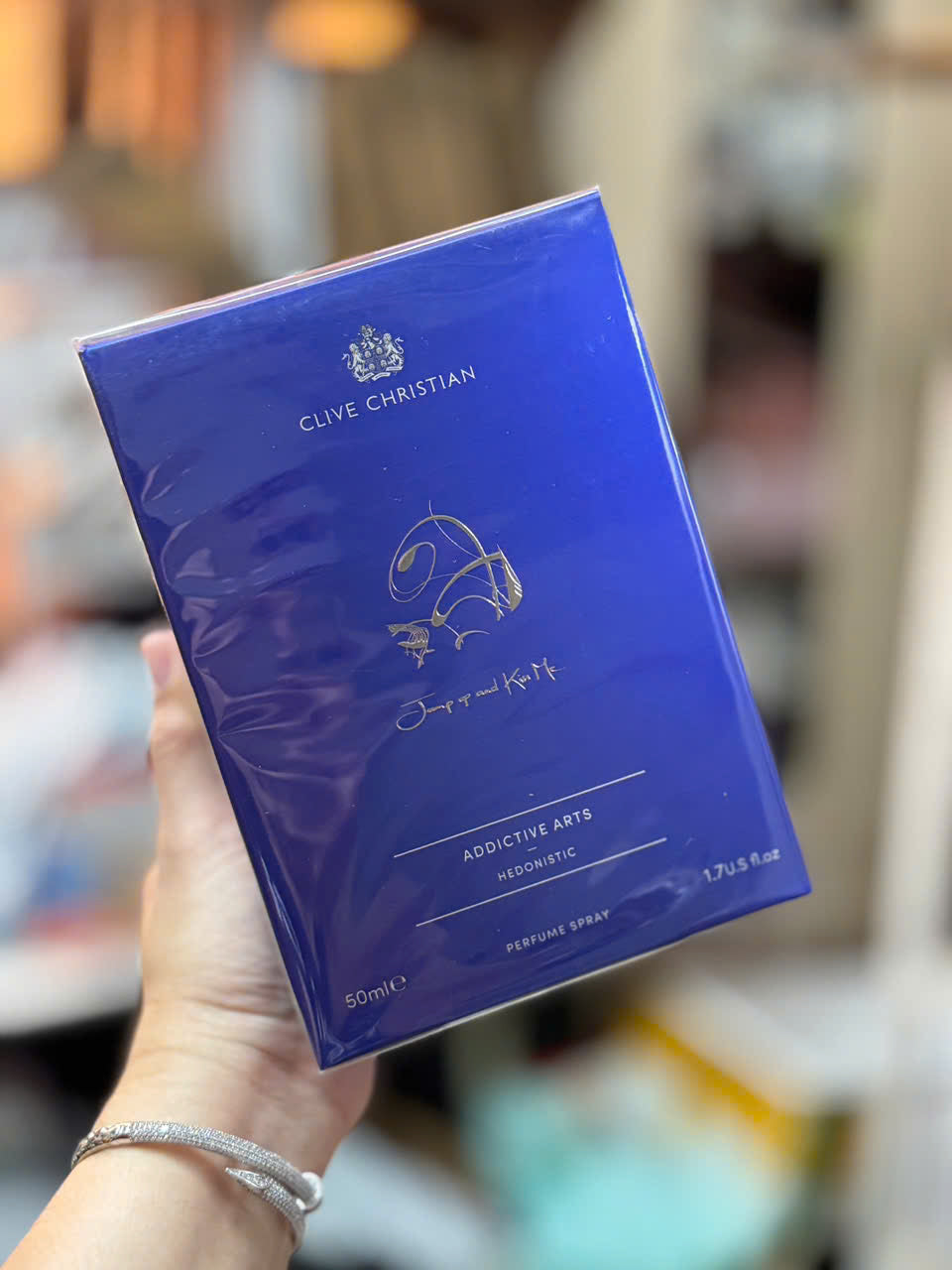 Clive Hedonistic Clive Christian thiết kế chai sang trọng